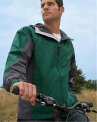 Stay warm with Columbia Mens Canyon Creek Jacket available at Stellar Apparel